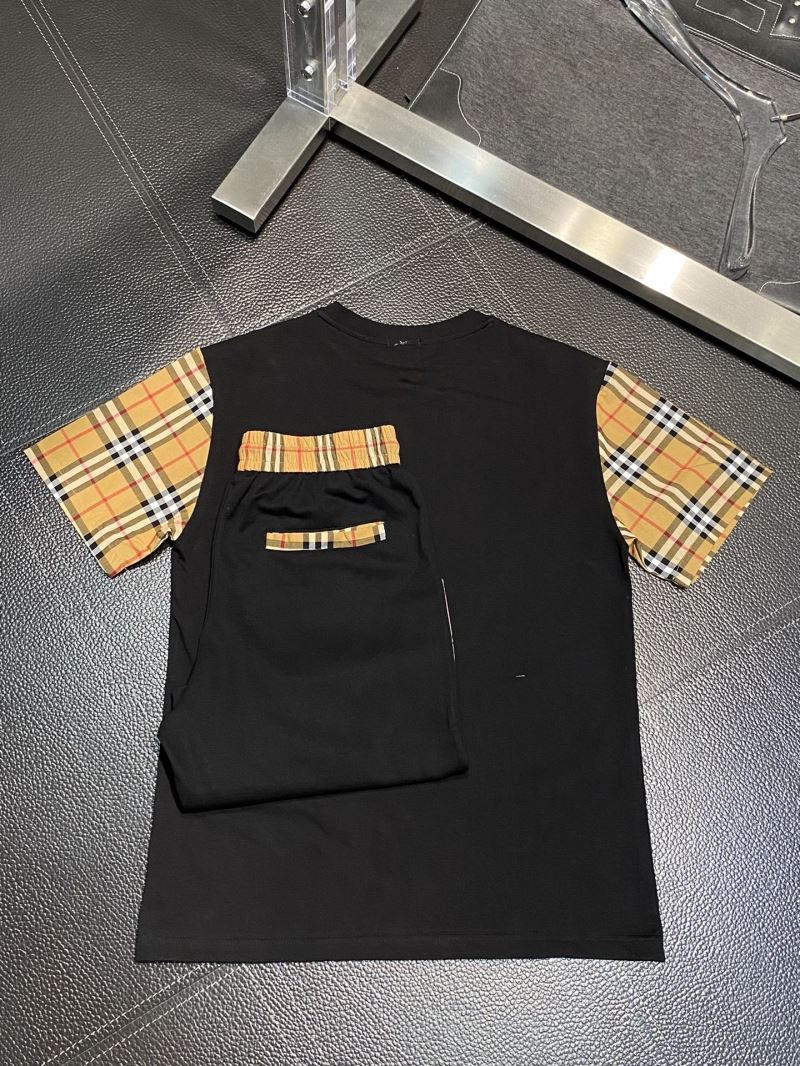 Burberry Short Suits